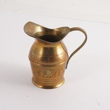 Messingkrug mit Henkel – Elegante Vase im Vintage-Stil ca. 9,5 cm H zisiliert