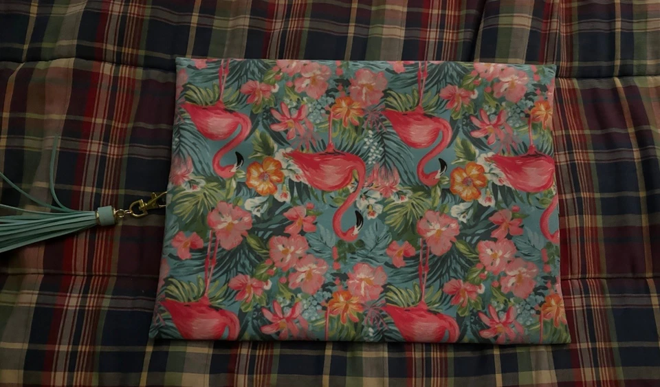 Make Up Junkie Flamingo Bag Size Large  - Image 2 of 3