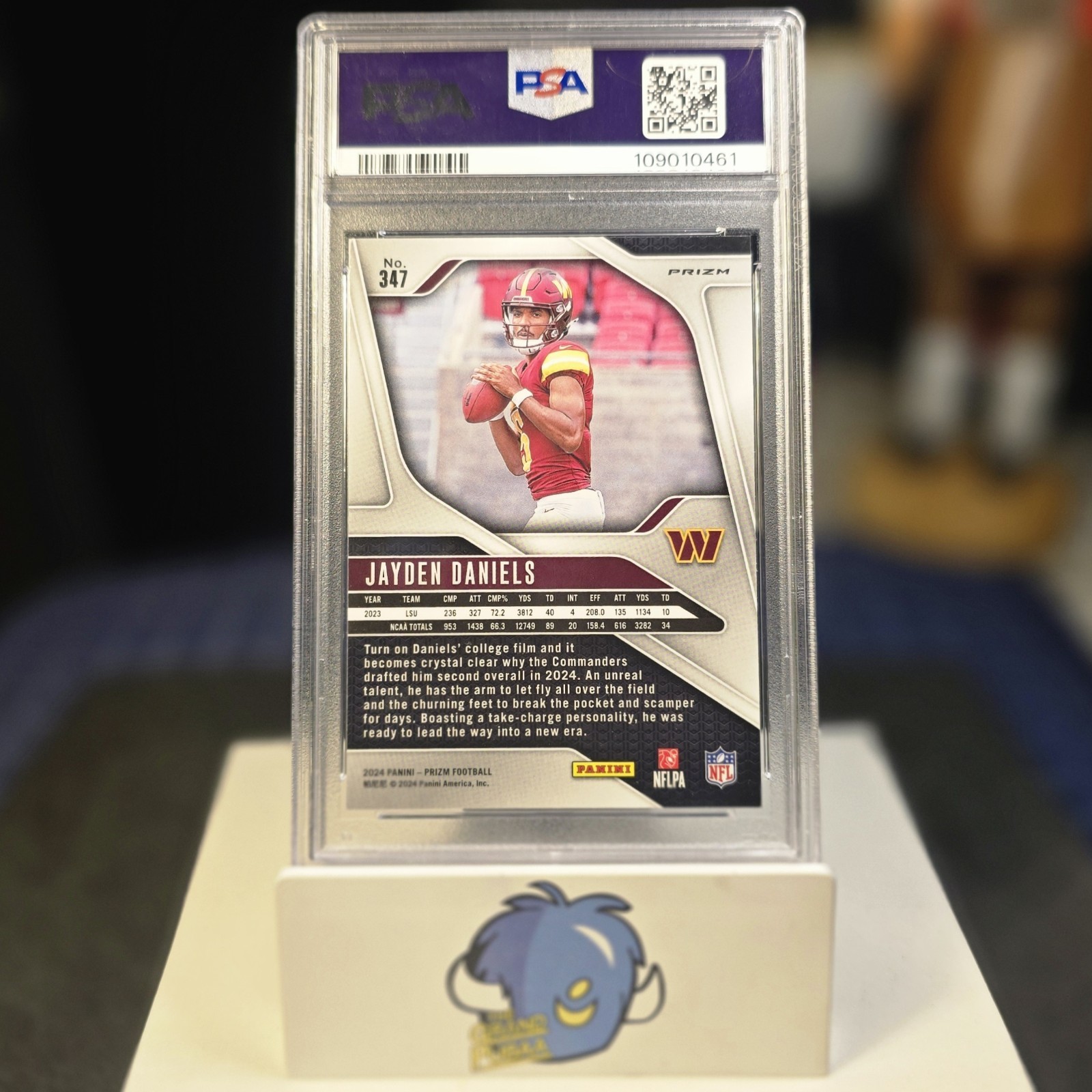 π₯π JAYDEN DANIELS β’ RC β¨ PSA 8 ππ₯ 2024 Panini Prizm #347 Red White & Blue view 2
