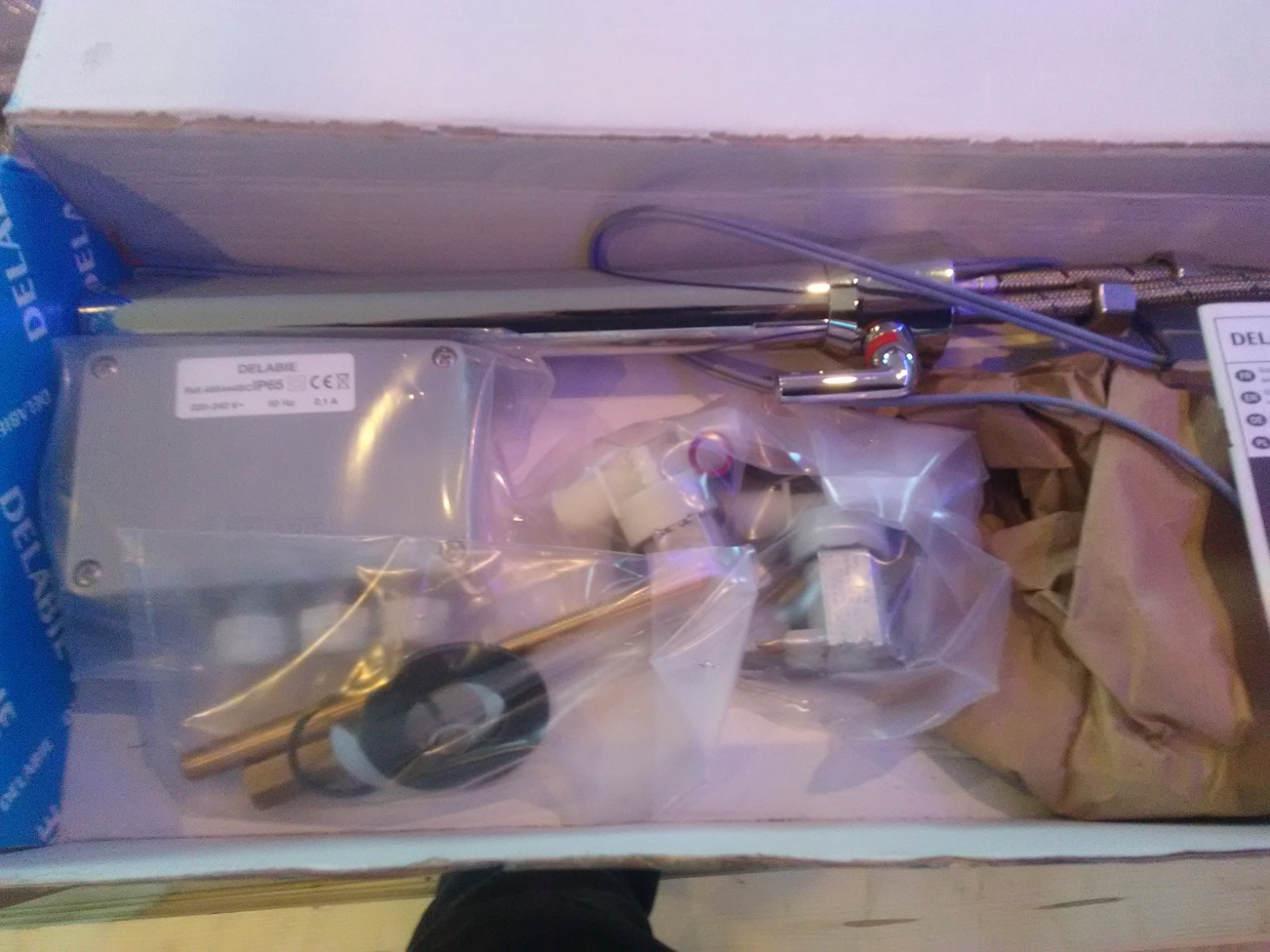 Mitigeur automatique BINOPTIC MIX DELABIE 379MCH anti-gaspillage d'eau