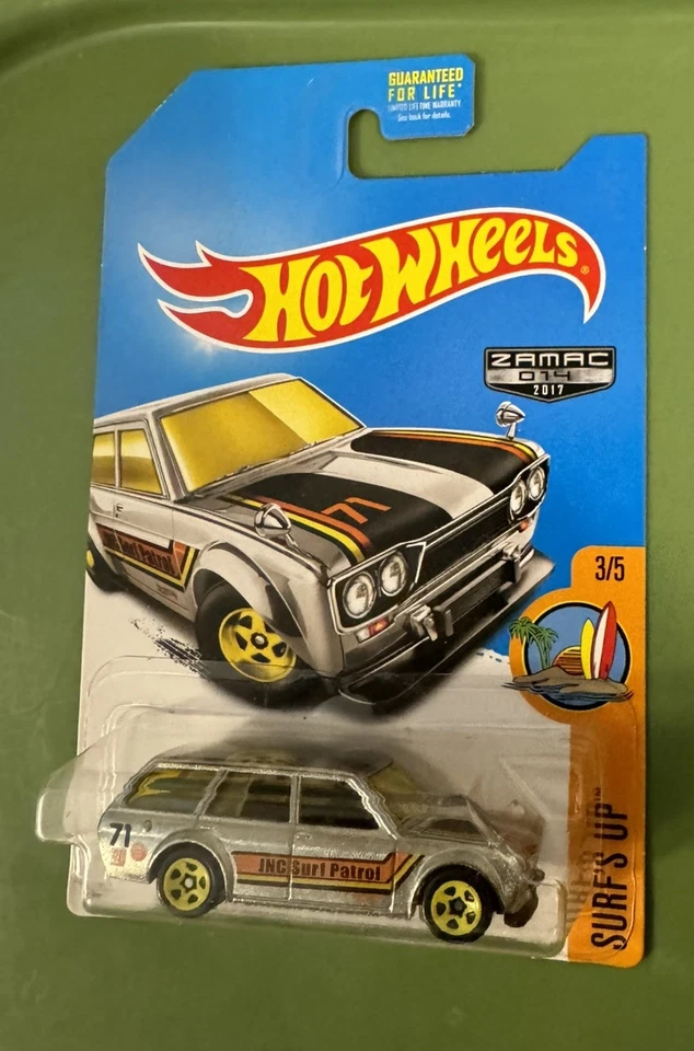 Hot Wheels Zamac '71 2017 Datsun Bluebird 510 Wagon 3/5 Surf's Up Foto 2 de 4