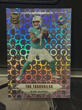 2025 Panini Donruss Elite - Tua Tagovailoa #71 Lavender Pyramids 229/649
