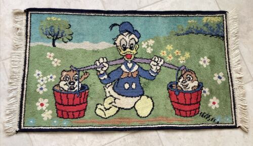Vintage Disney Children's Rug with Donald Duck & Chipmunks - Picture 1 of 7