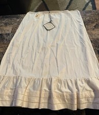 VINTAGE PINK LADY HALF SLIP  SIZE MEDIUM  NEW WITH TAGS 