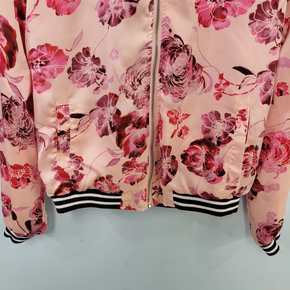 Chaqueta vintage New Look para mujer talla L rosa con ribete rosa/rojo rosas negro/blanco Foto 4 de 4