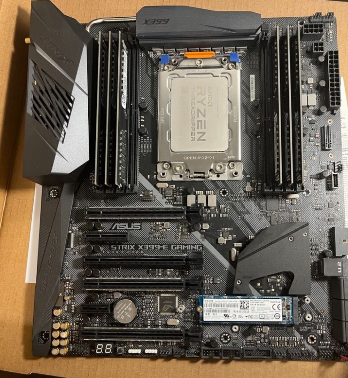 ASUS ROG Strix X399E Gaming AMD Ryzen Threadripper TR4 Motherboard