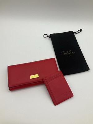 Red Bryker Hyde wallet plus bag cover