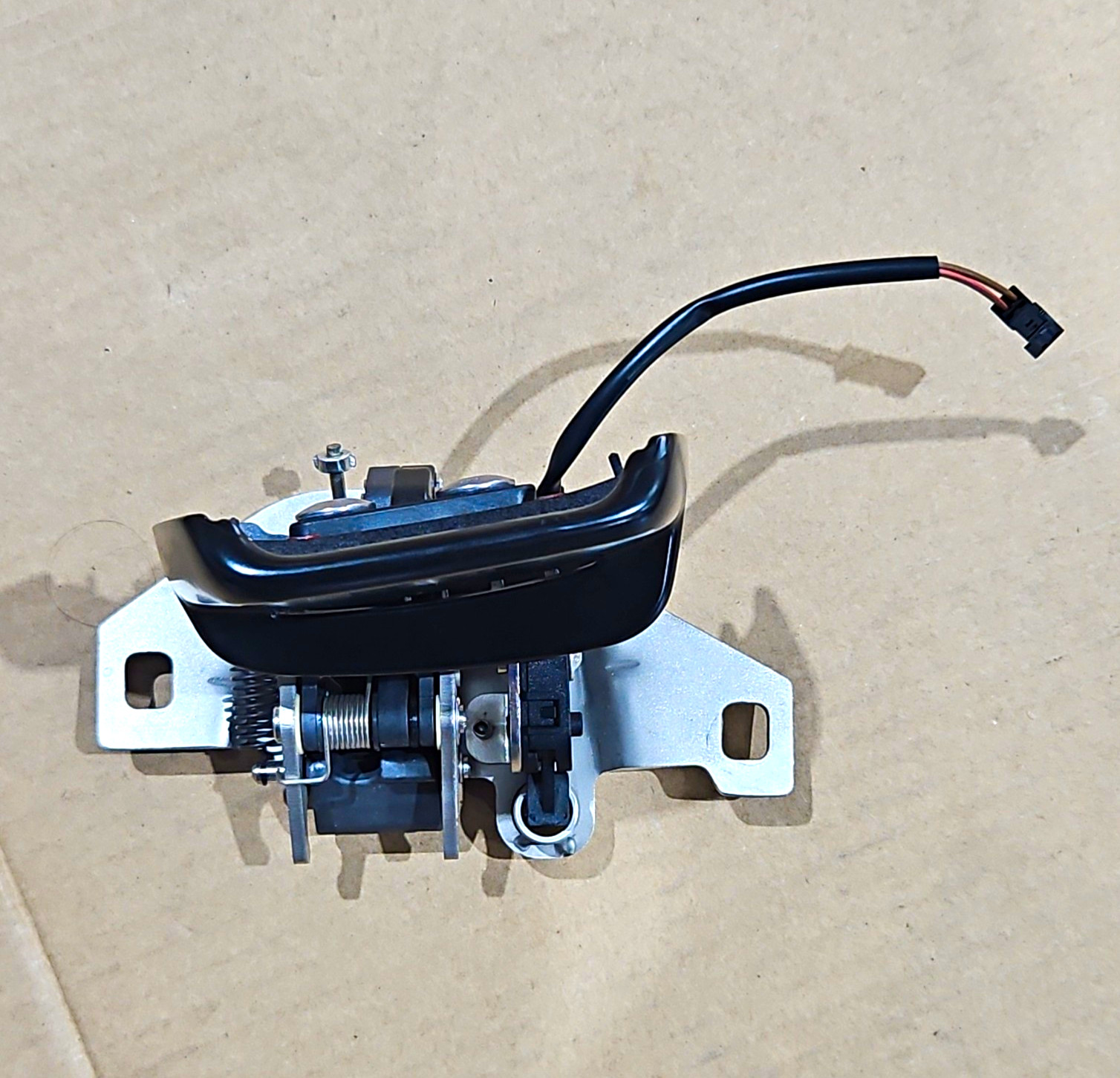 Lamborghini Aventador Rear Right Lock P/N 475817626D