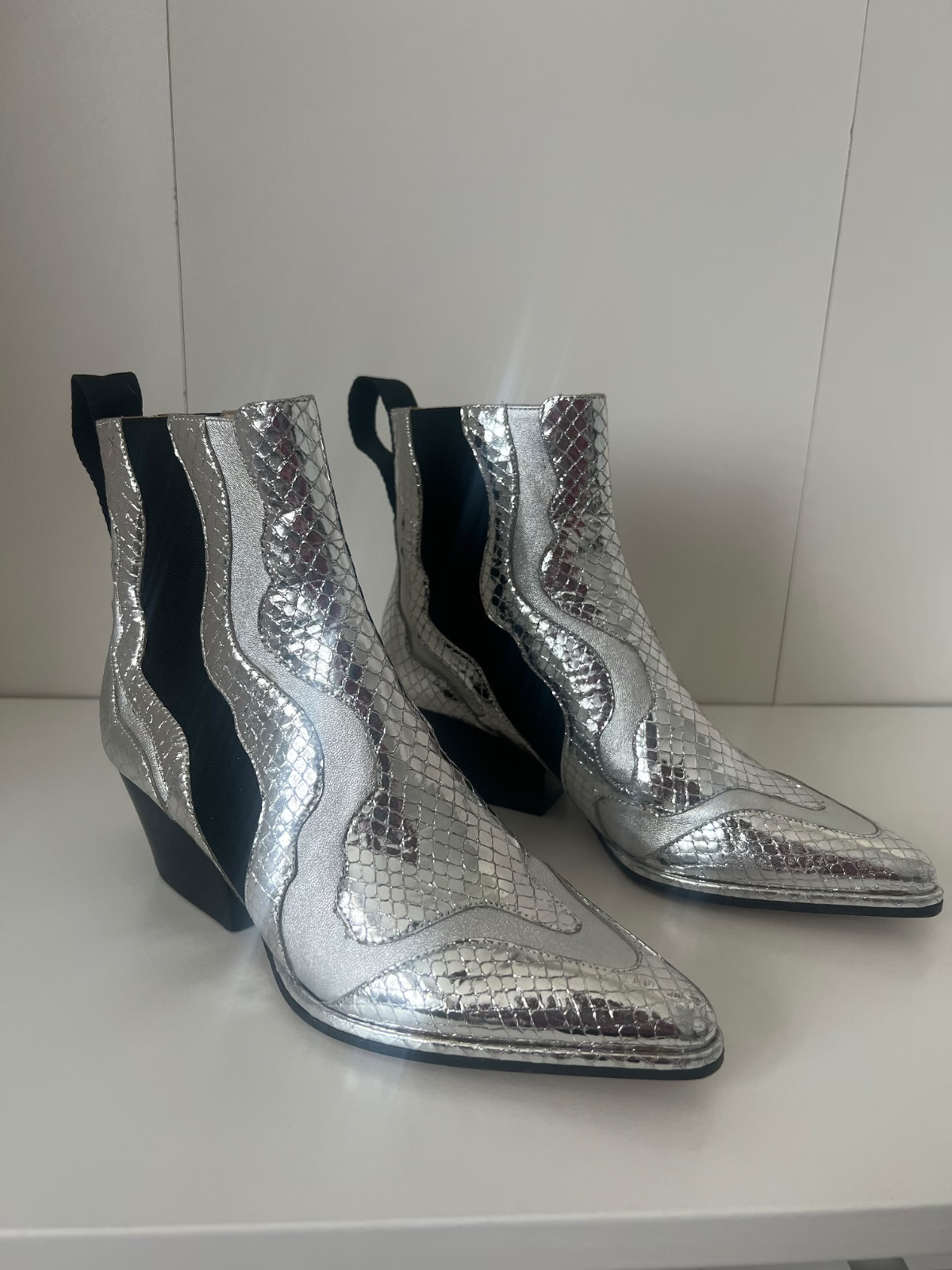 Sergio Rossi Silver Metallic Python Ankle Boots E… - image 1