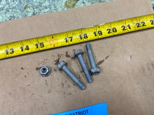2007-2009 Jeep Patriot INTAKE MANIFOLD BOLTS AND NUTS SET OF 4 - Bild 11 von 16