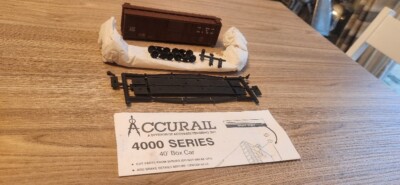 ACCURAIL, HO Scale, Norfolk and Western4007, 40 feet OB box car, Item# E36.