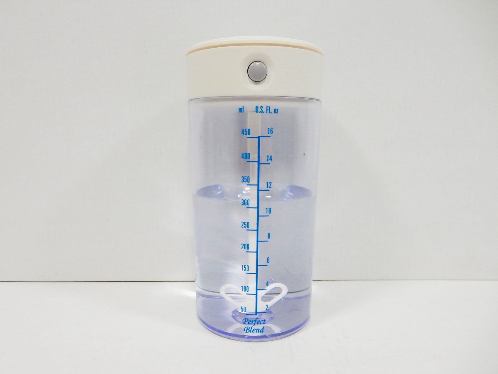 PERFECT BLEND CLEAR PLASTIC BATTERY OPERATED DRINK MIXER *NEW* 