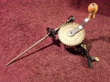 NICE VINTAGE HAND CRANK WEAVING BOBBIN WINDER ANDERSSONS OXBERG SWEDEN SWEDISH