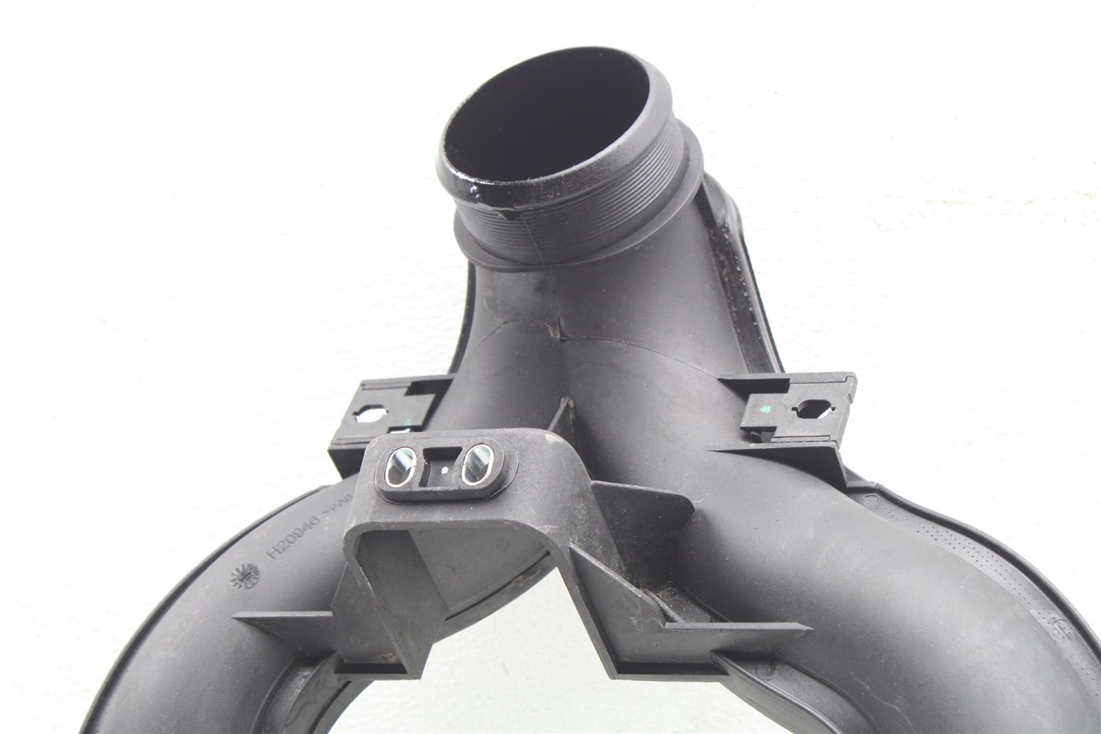 2014-2019 Maserati Ghibli Air Intake Filter Inlet Hose Pipe 14-19