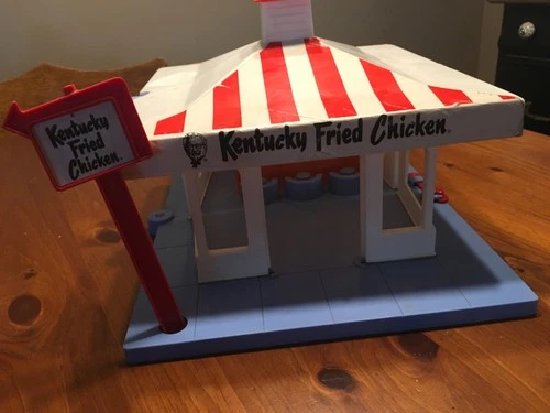 Vtg KFC Playset Building – Child Guidance Little People Style w 1 tray & Sign