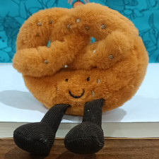 Jellycat Amuseable Pretzel Plush Bag Charm Keychain With Dust Bag Mini Cute Gift