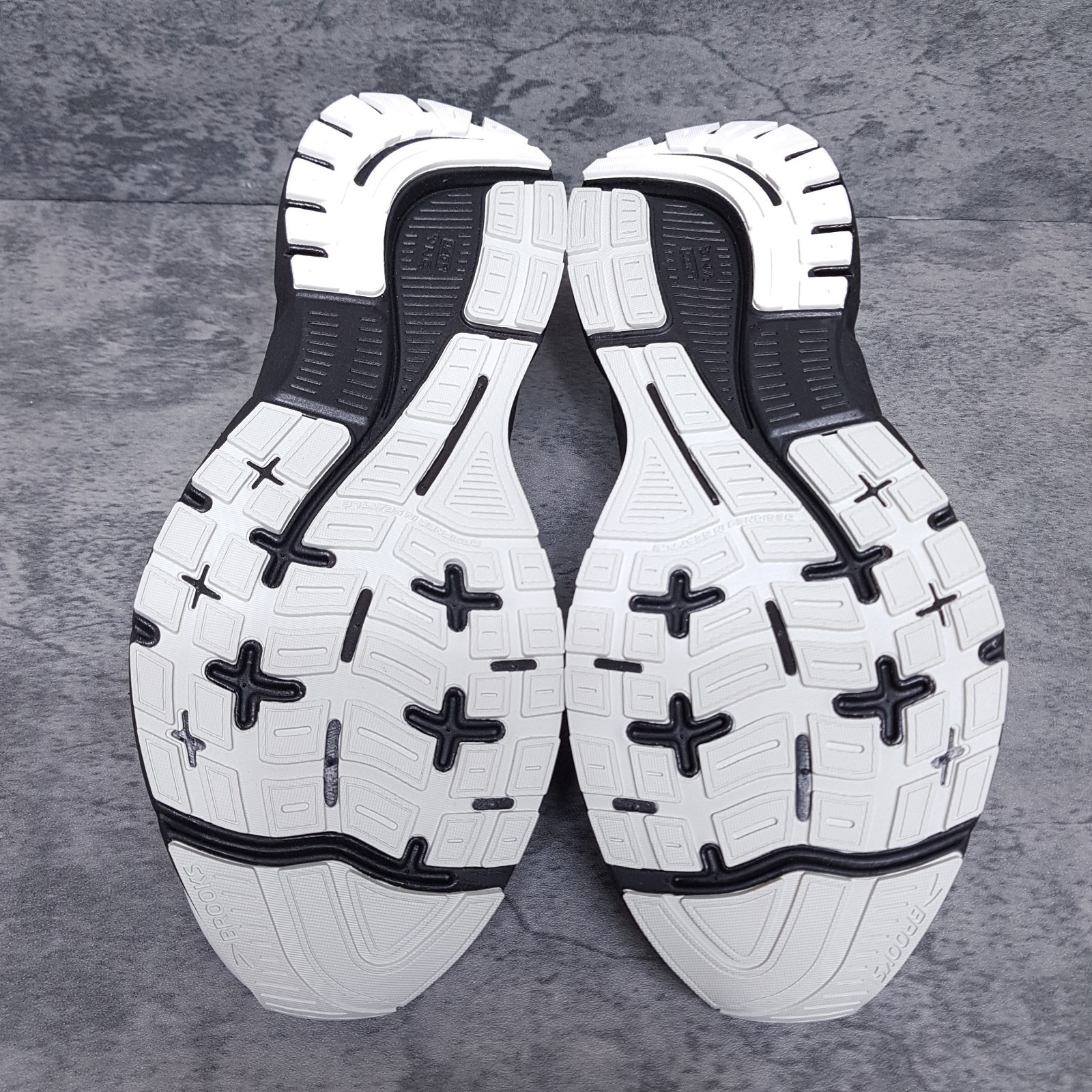 BROOKS Trace 3 Running Shoes Womens Size 11 B White Oyster Black thumbnail 5