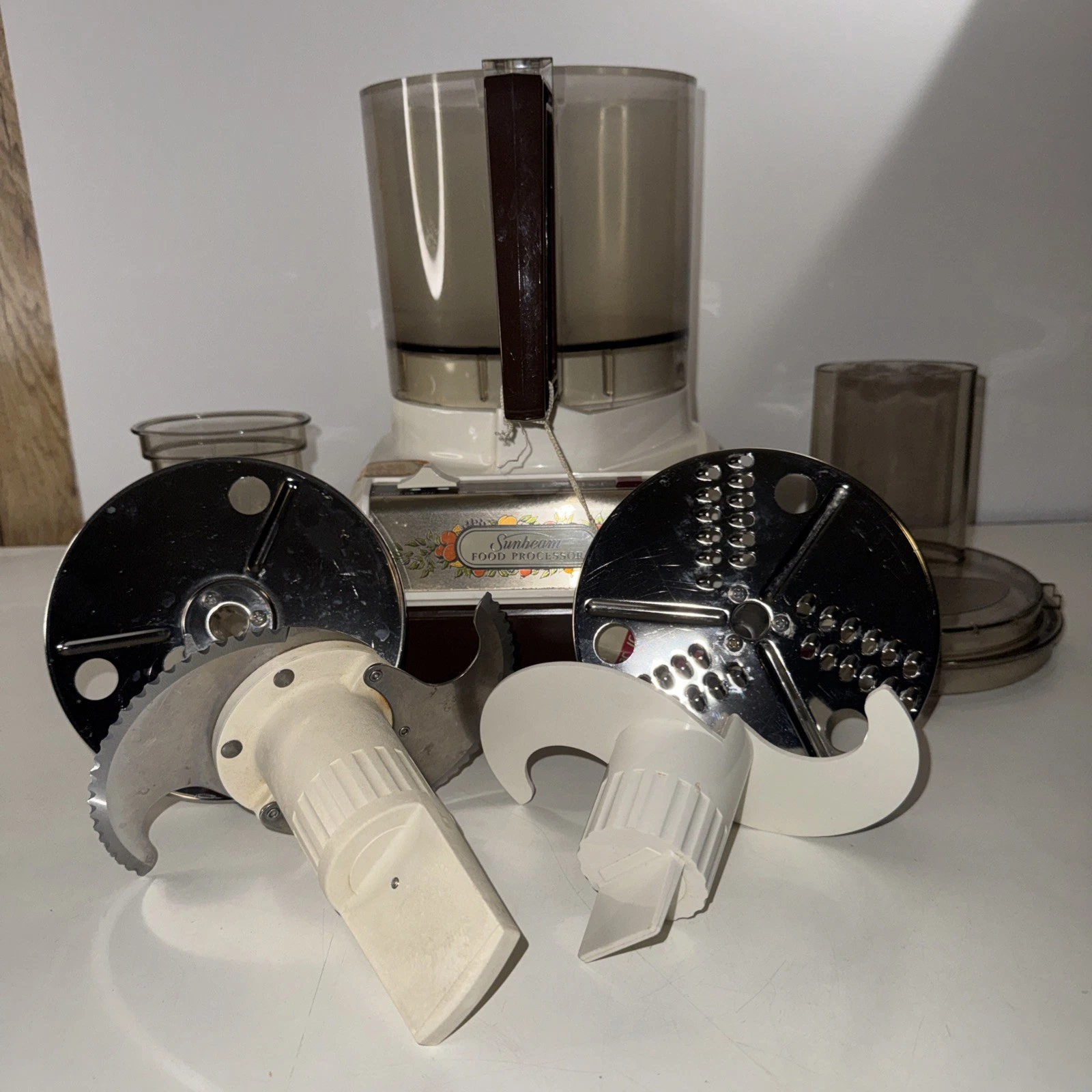 Vintage Sunbeam Le Chef Food Processor Model 14-11 Complete TESTED WORKS
Opens in a new window or ta