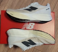 New Balance FuelCell SC Elite v5 - Carbon-Laufschuh - Neu - Größe EU 40,5 / US 9
