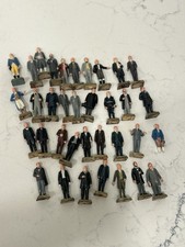 Vintage Set of 35 US Presidents Painted Plastic Toys Figures Louis Marx  Co