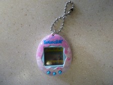 2018 Bandai Tamagotchi Virtual Pet Sakura Edition Cherry Blossom Design