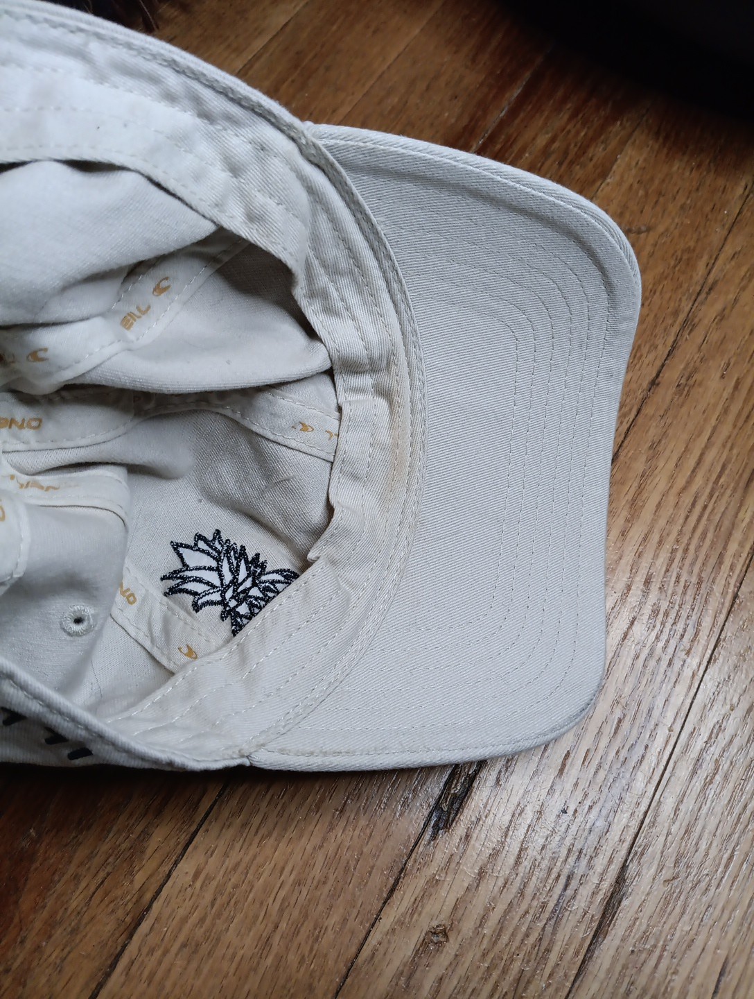 O'Neill Pineapple Hat Beige Cap Adjustable Buckle… - image 13