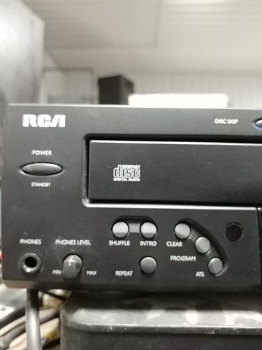RCA RP-8070D 5-Disc CD Changer - Picture 2 of 9