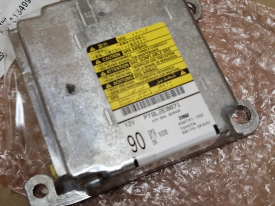 Toyota Corolla Verso Air Sensor ECU 040065820F PT8L2E0071 235731-102 891700F230 - Image 3 of 4