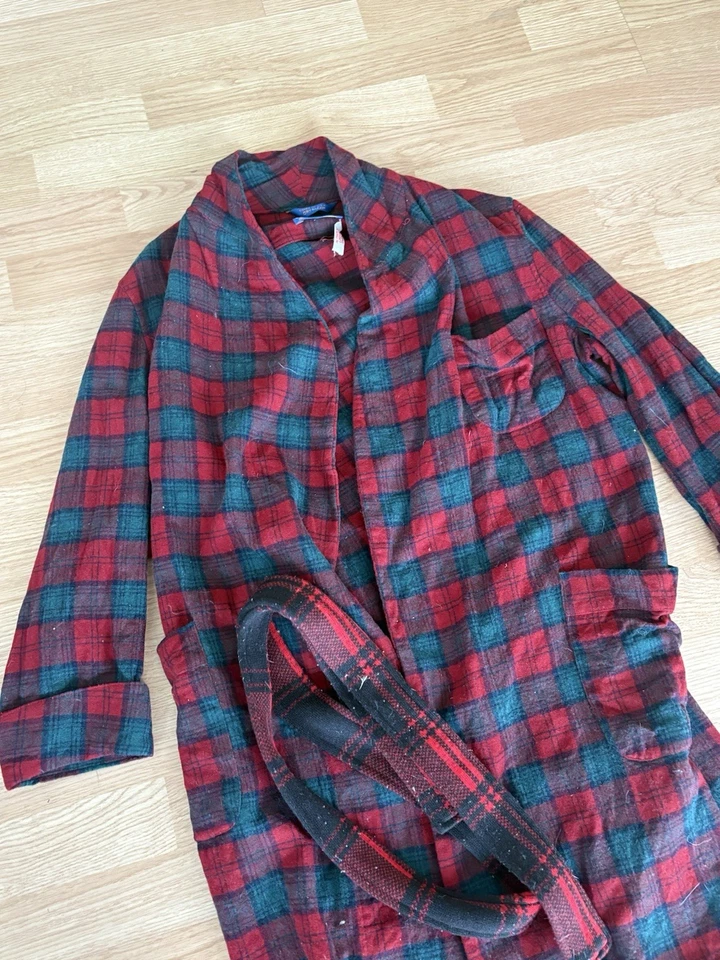Vintage Pendleton Robe Mens Medium Red Plaid Tartan Virgin Wool Pockets - Image 2 of 4