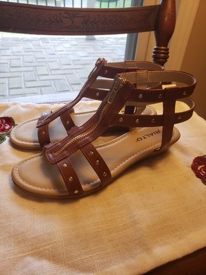 RIALTO Brown W/Gold Studs 6M Low-Heeled Vegan Sandals New Without Original Box