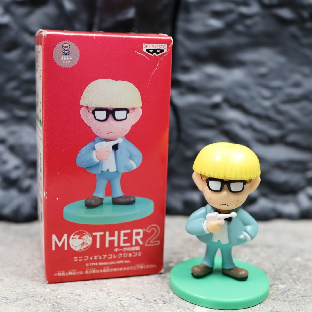 MOTHER 2　ネス　ジェフ ミニフィギュアコレクション2 MOTHER 2 Earthbound Toys MINI Figure Collection 2 Jeff (Smaller