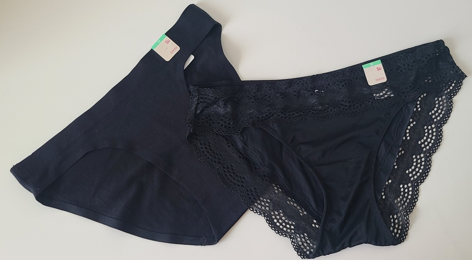 SO lot of 2 Womens Black Panties Bikini Tagless Seamless Lace Cotton