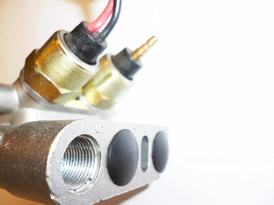 Válvula de control de aire de ralentí (Iac) 83-85 OEM 2266417M03 para Nissan Pulsar Pulsar Nx Foto 4 de 4