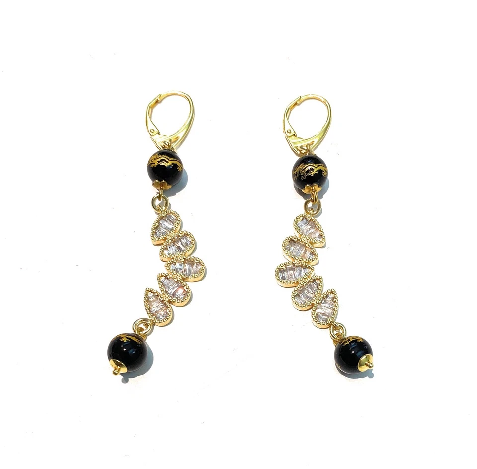 Orecchini Pendenti a Monachella Argento Sterling Zirconi Onice a Mezzaluna - Immagine 3 di 4