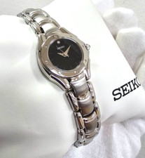 SEIKO Quartz 22MM Diamond Accent Black Dial Women's Watch SXGJ77