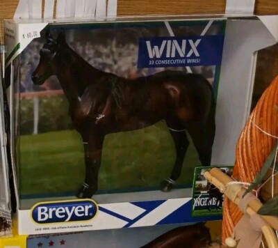 Breyer Horse Race Horse WINX NEW