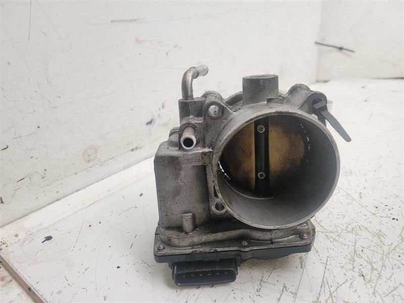 2009 Lexus IS250 Throttle Body 2203031020 eBay