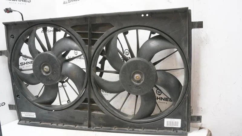 2012 Jeep Patriot Radiator Cooling Fan Motor Assembly 24041245 OEM