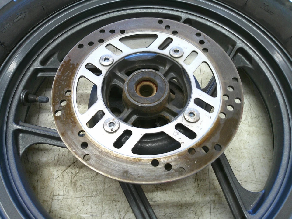 Llanta trasera Kawasaki Ninja 250R EX250F 1988-2007 Foto 3 de 4