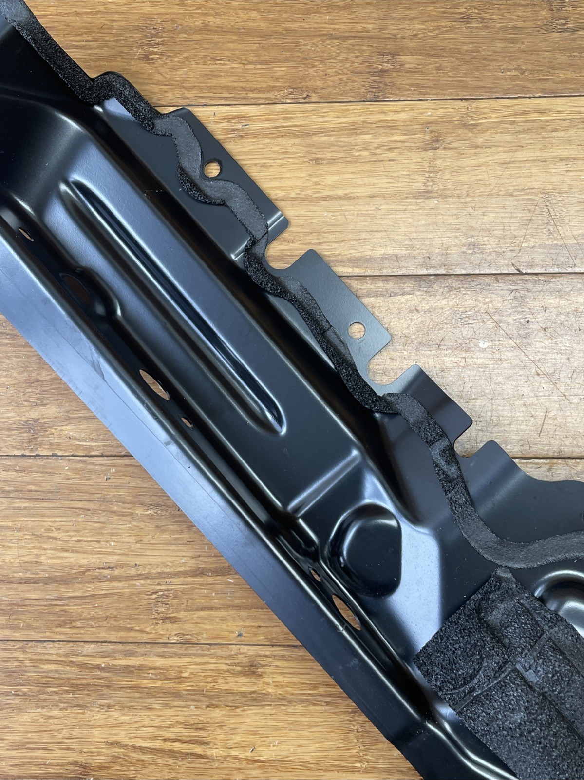 Rolls-Royce Dawn 2017-2023 Rear Left Bumper bracket