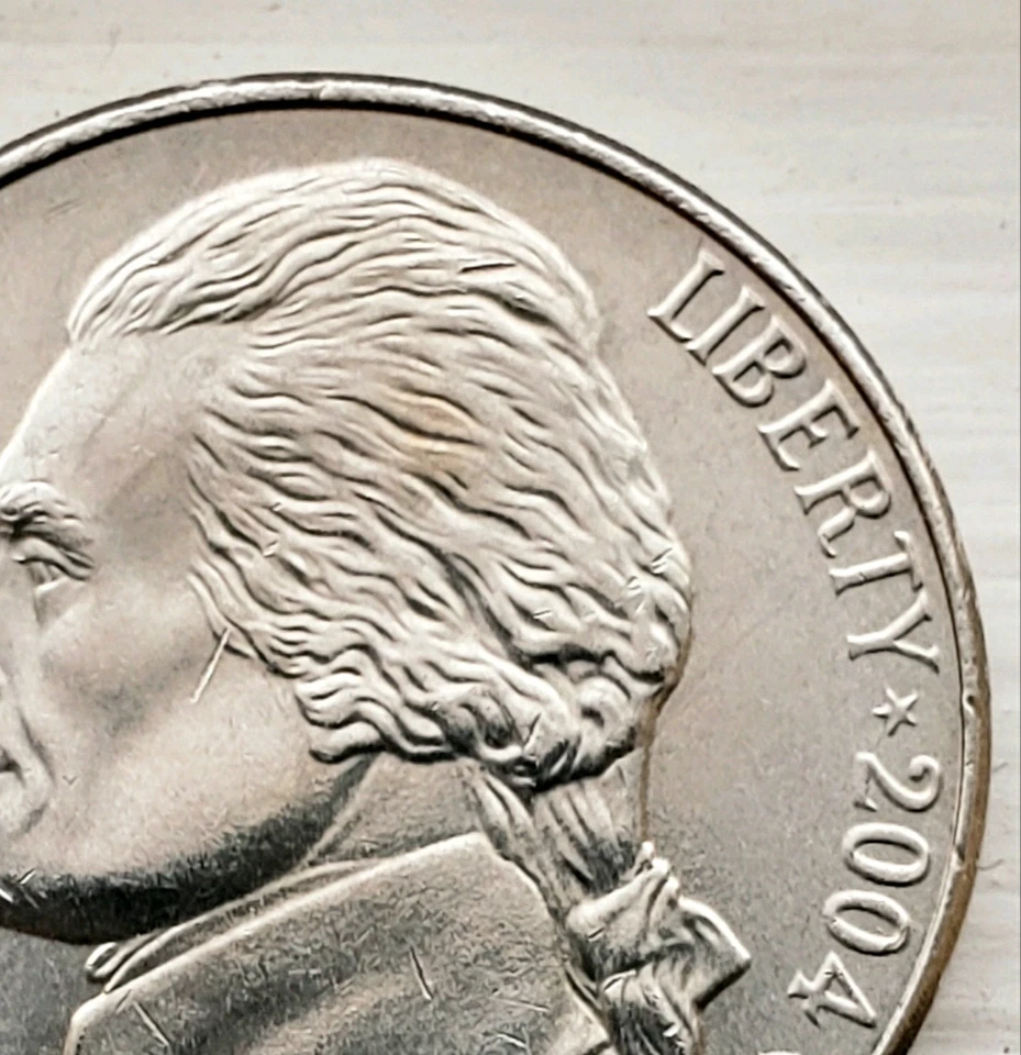 2004 P Jefferson Nickel Louisiana Purchase 2 Errors LI & Wedding Ring On Finger. - Image 2 of 4