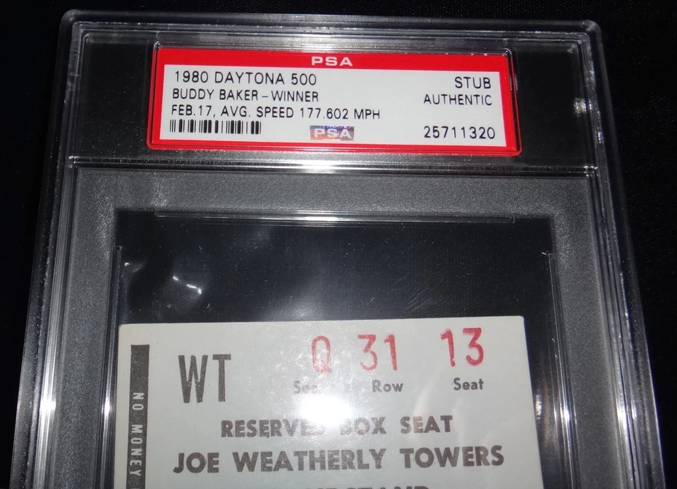 Boleto Daytona 500 NASCAR 1980 "Buddy Baker FASTEST EVER 177,602 mph" PSA ¡Raro! Foto 3 de 3