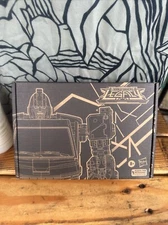 Transformers Generations Selects DK-2 Guard 5.5 Inch Deluxe Action Figure Sealed