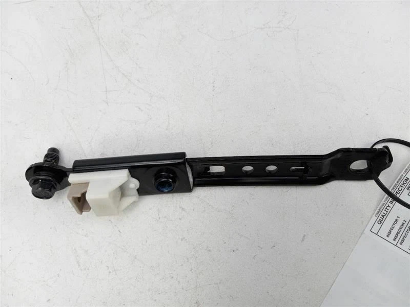 Kia Forte 2012 ajustador de cinturón de seguridad delantero derecho 27595  Foto 2 de 4