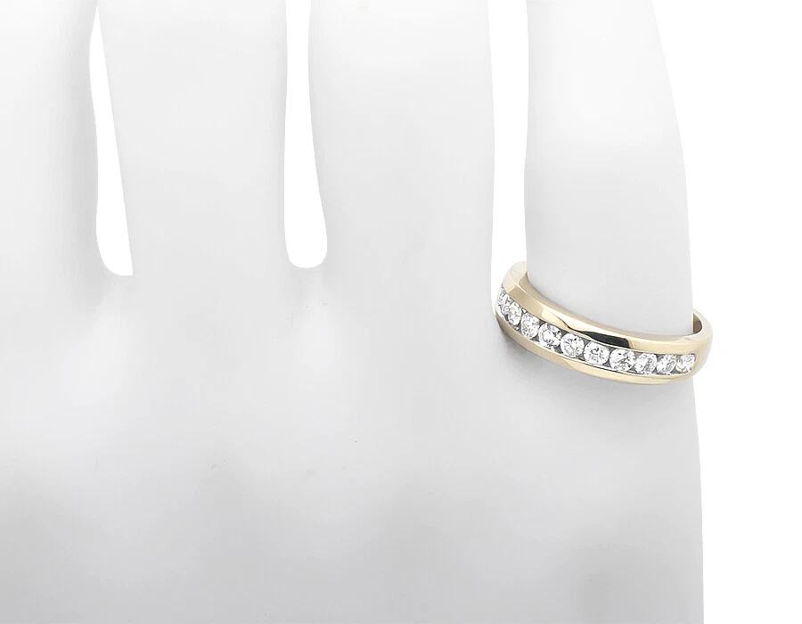 Anillo de boda de diamantes genuinos conjunto de 1 fila de canales de oro amarillo de 14 quilates para hombre de 1,0 quilates Foto 2 de 4