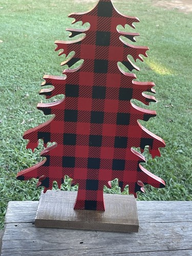 Red & Black Buffalo Check Wood Farmhouse Tree Medium NEW - Picture 9 of 10