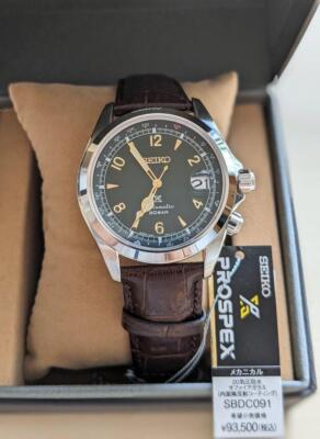 SEIKO PROSPEX Alpinist Limited model SBDC091 Green Brown Wrist 