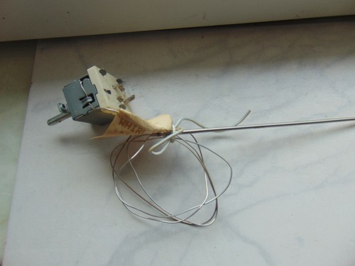 Nr 32  Backofen Thermostat Whirlpool  55.17052.250 Ofen Herd  Einbauherd