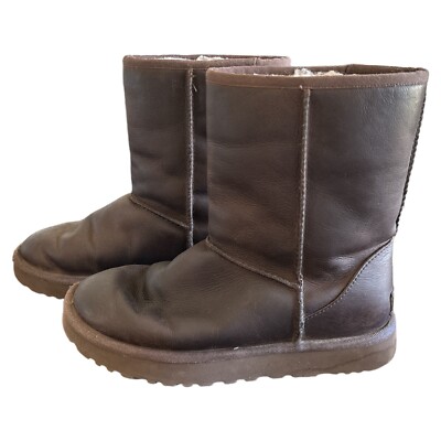☆関税込☆UGG★UGG W Classic Short II★Chocolate UGG Classic Short Genuine Leather Chocolate Brown Boots