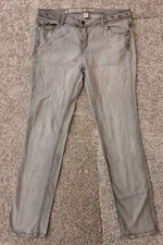 2010 Mossimo Supply Co. Size 17 Ash Grey Denim Skinny Jeans with Rivet Accents